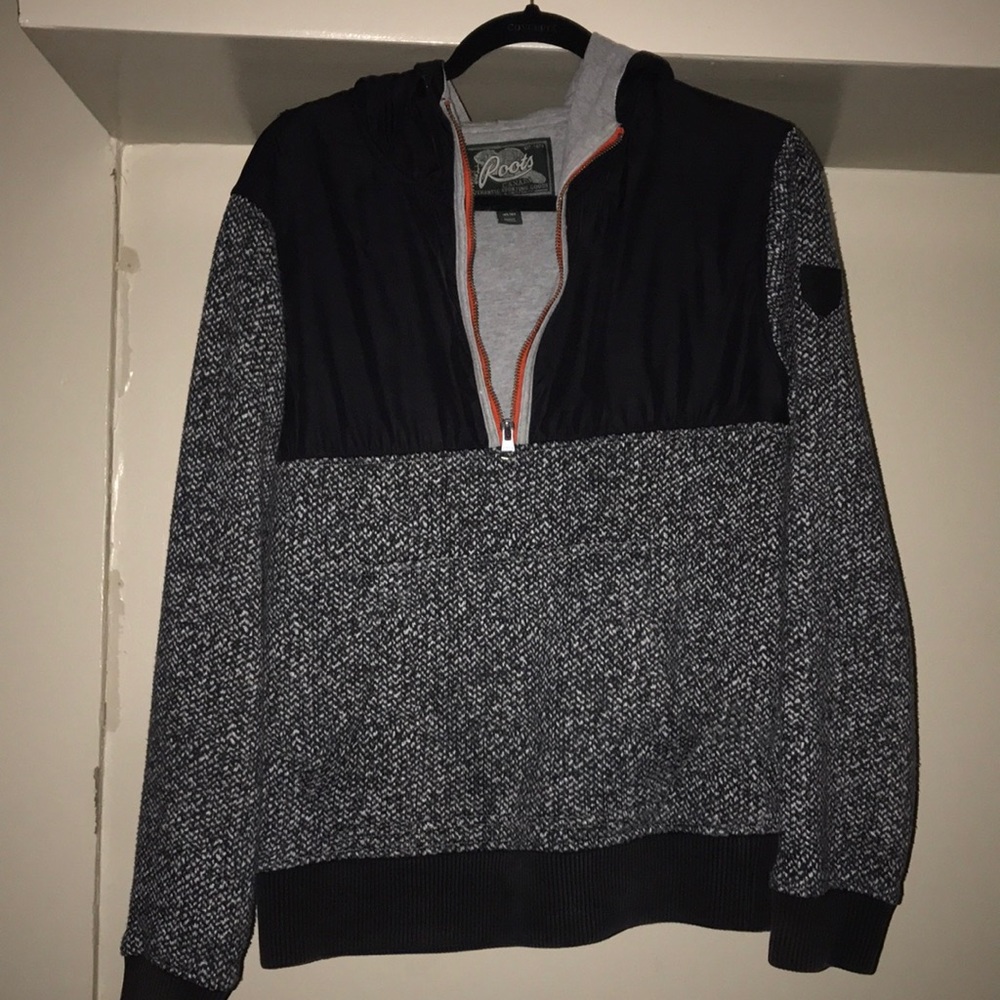 Roots Limited Edition Fall/Spring Sweater